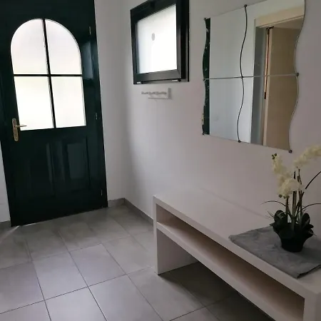 לינה וארוחת בוקר Il Ciliegio Di Zoe Cerro (Laveno-Mombello)