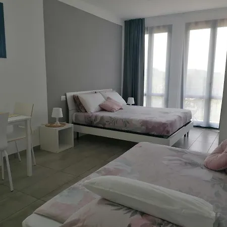 לינה וארוחת בוקר Il Ciliegio Di Zoe 3*