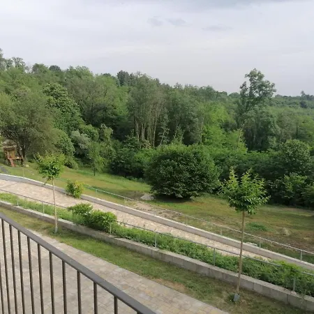 Il Ciliegio Di Zoe * Cerro (Laveno-Mombello)